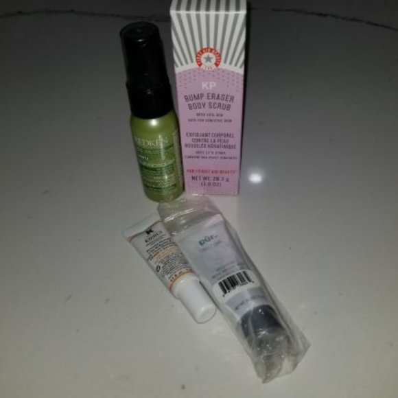 Beauty Sample/Travel Bundle NWT - Picture 1 of 1